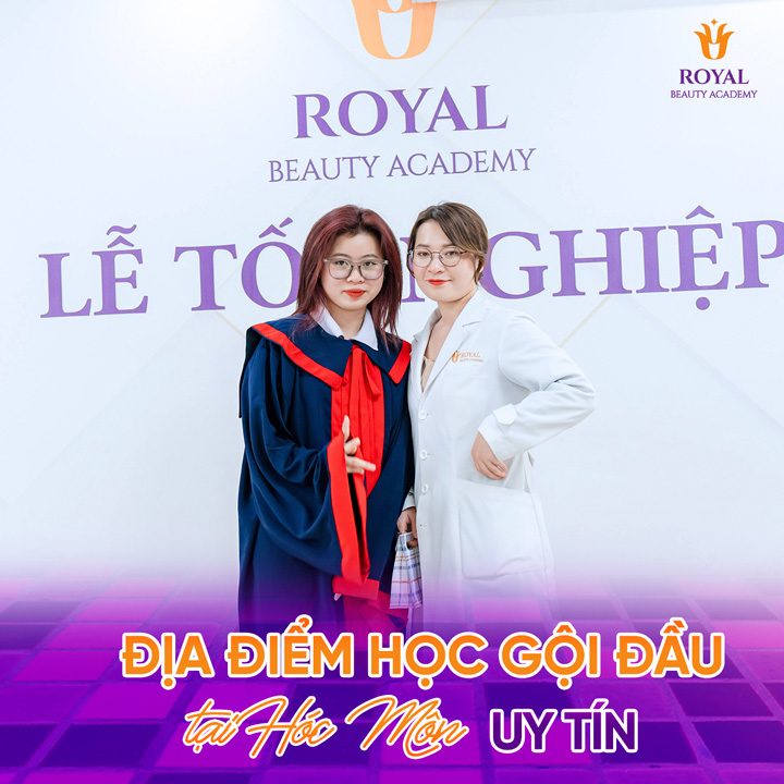 Gội đầu dưỡng sinh sử dụng hoàn toàn bằng thảo dược, vừa có tác dụng tốt cho tóc, vừa giúp thư giãn