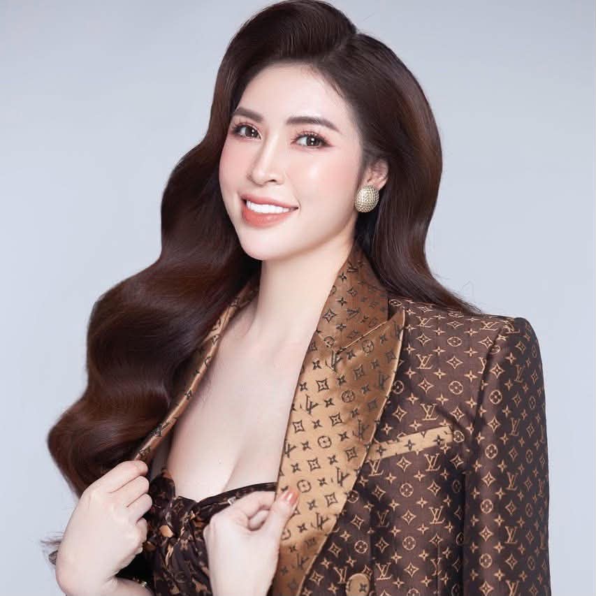 ceo-thuan-vicky